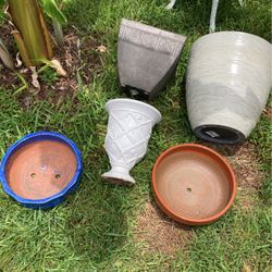 Lot of 7 Pots 3 Plastic 2 Succulent Style Pots