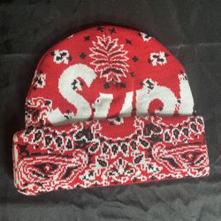 Supreme - Red bandana Beanie 