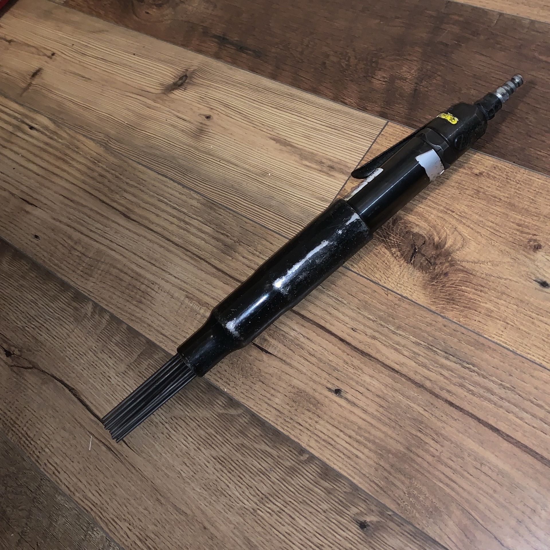 Needle Scaler