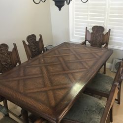 1900s Dutch Table