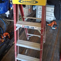 Escalera De 4 Pies