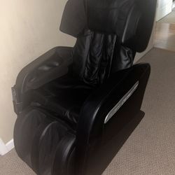Massage Chair - Shiatsu Zero Gravity w/ Heat
