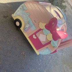 Minnie mouse trailer