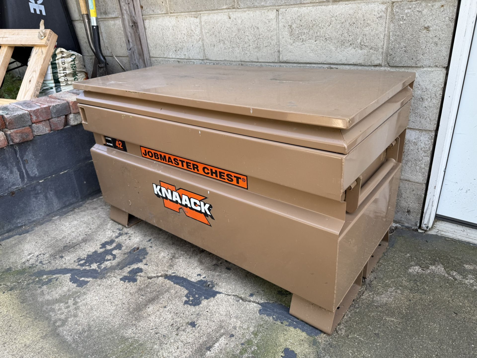 Knaack Job Box