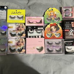 Fake Lashes And Eyebrow Kit