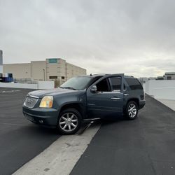 2007 GMC YUKON DENALI 