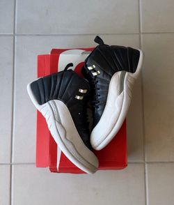 Jordan 12 playoff size 11