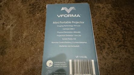 VFORMA PROJECTOR, SCREEN AND SOUND BAR