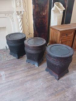 3 Side tables