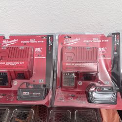 Milwaukee M18 Charger & Battery 5.0