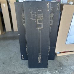 Dyson V11 Complete Cordless Vacuum with Charging Stand (Nickel)