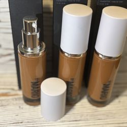 Makeup By Mario Foundation 21W