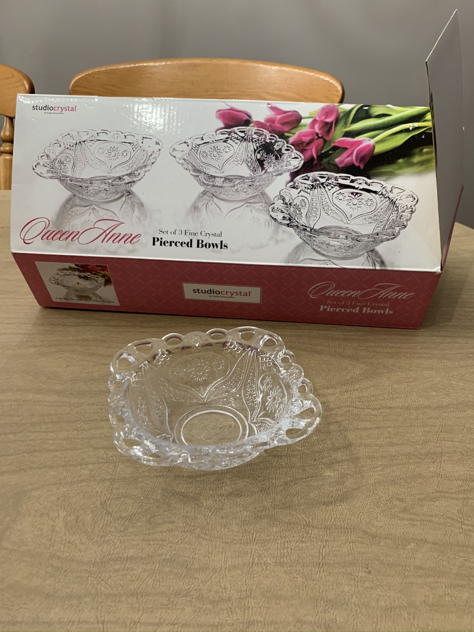 Queen Anne Pierced Fine crystal bowls - Candle holders - Set of 3, new in box