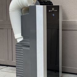Portable air conditioner 14k BTU Whynter 