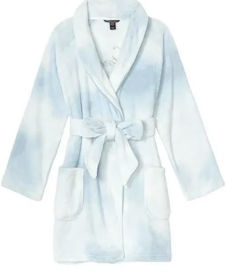 Vs Robe (small)