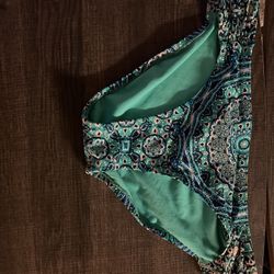 Jessica Simpson 2 Piece Bathing Suit