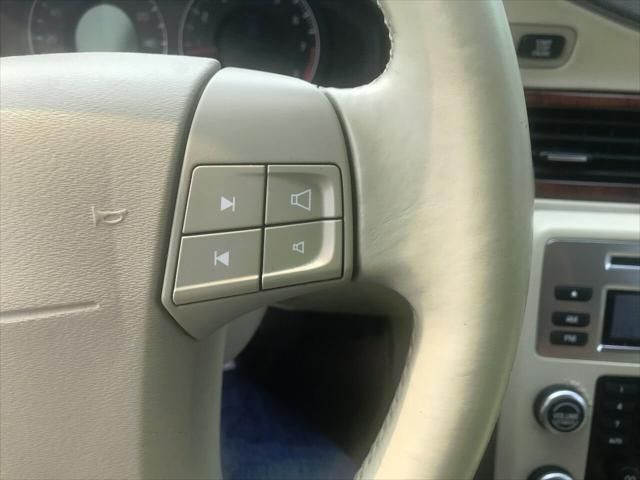 2008 Volvo V70