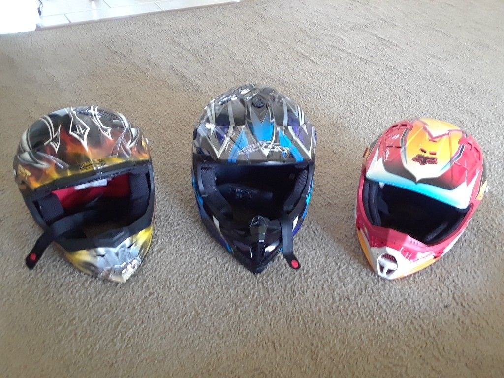 ATV / DIRT BIKE HELMETS