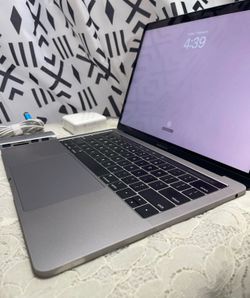 MacBook Pro 2019 Touch Bar 256GB Space Gray