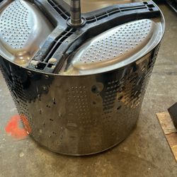 WASHER LG MHW62121402 SPIDER  And Tub Included 