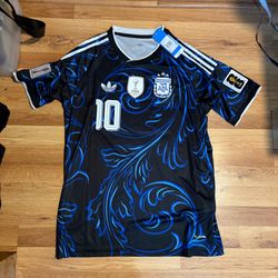 🇦🇷 Lionel Messi Argentina Away Jersey – Size L | Brand New with Tags 🐐🔥
