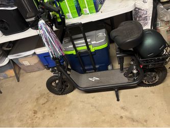 Electric scooter