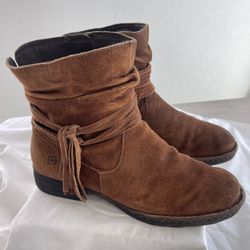 Born Ankle Boots, 9.5