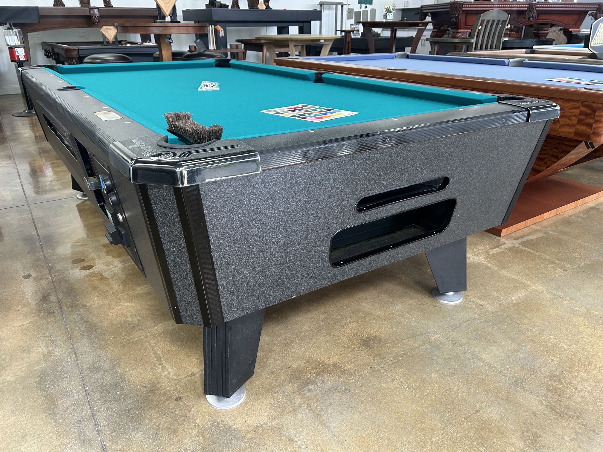 Coin operated Pool Table