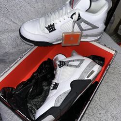 JORDAN RETRO 4s WHITE CEMENT