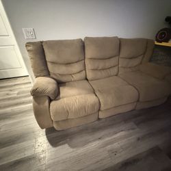 Recliner Couches 