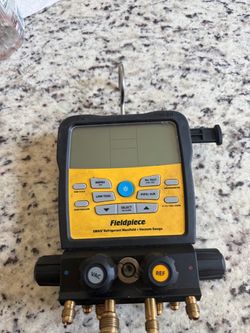 Fieldpiece digital manometer