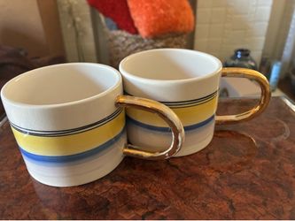 Coffee Cups Fliff Carr