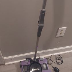 Shark Vaccum 
