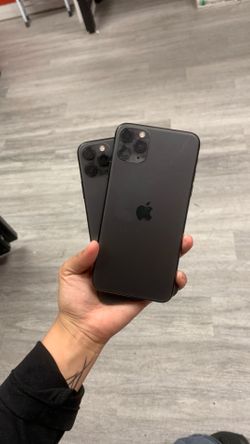 iPhone 11 Pro Max 64GB UNLOCKED