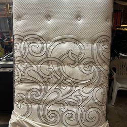 Sealy Posturepedic Twin Size Mattress 