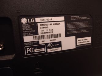LG 24" Fast 2ms Response FHD LCD Monitor Excellent Working Condition Cables included