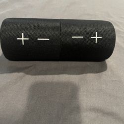 Black Portable Bluetooth Speaker With USB Recharge Port 