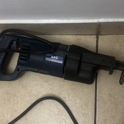 AEG USE 600 Reciprocating Saw (Sawzall)
