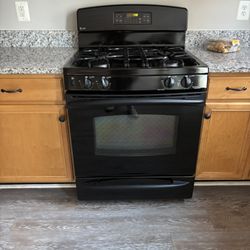 GE Gas Stove / Oven – Great Condition