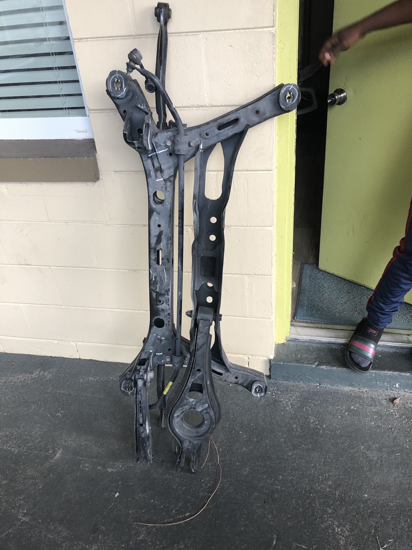 Parts of a Hyundai Sonata 2015