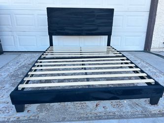 Queen size Platform style Black Bed Frame- READ Description