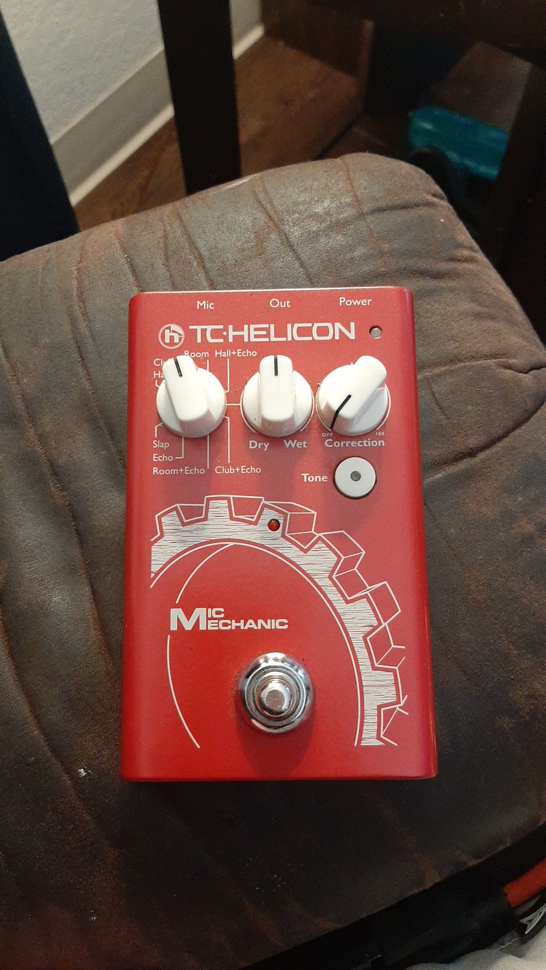 TC Helicon Mic Mechanic 2 Vocal Effects Pedal for Sale in