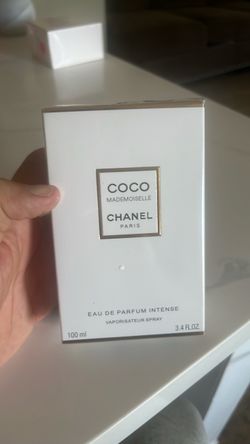 Chanel Modemoiselle . Perfumes diseñador