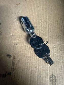 Storage lock and keys