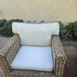 2 Wicker Chairs With Cushions