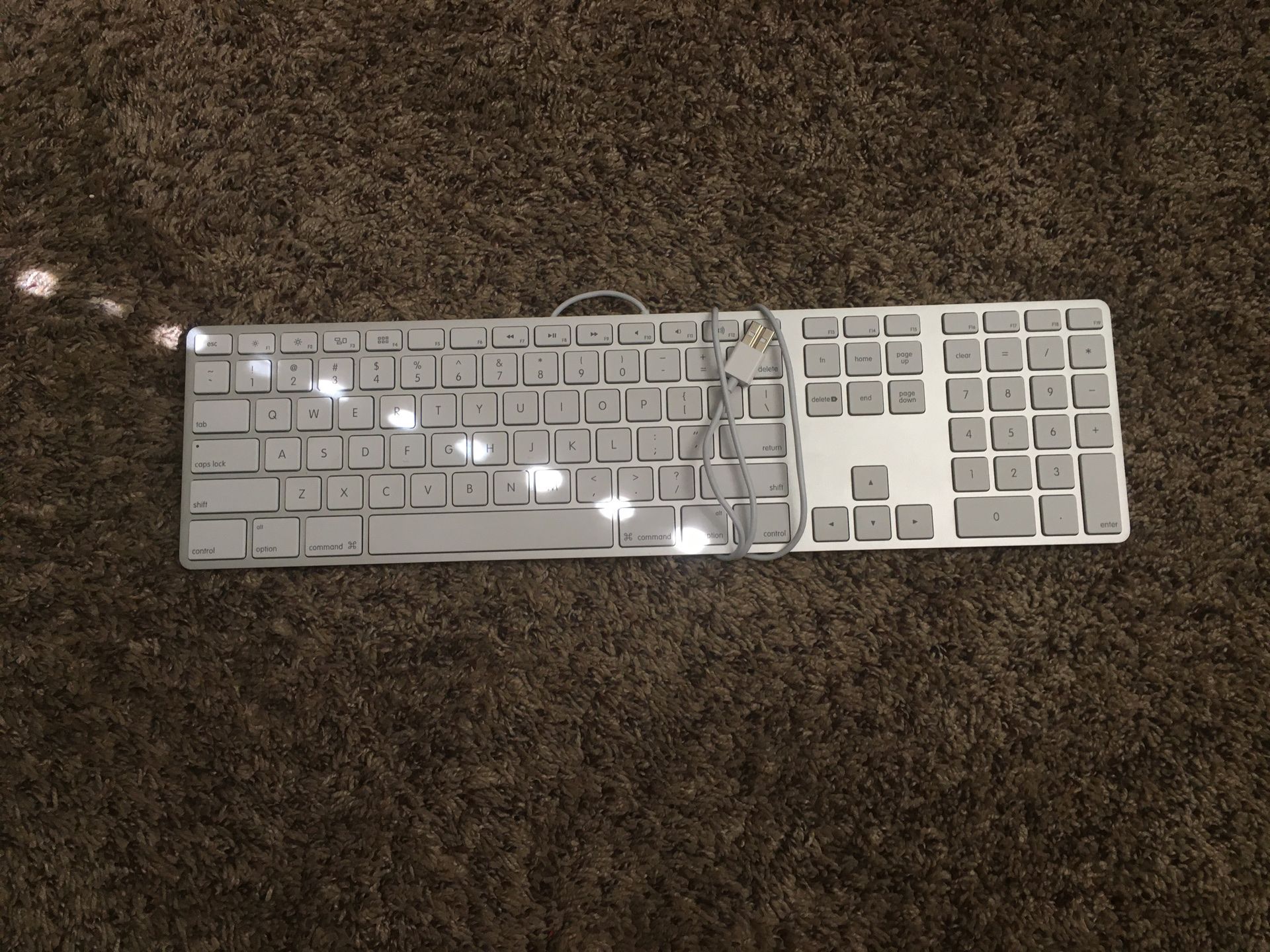 Apple keyboard wired (model A1243) aluminum