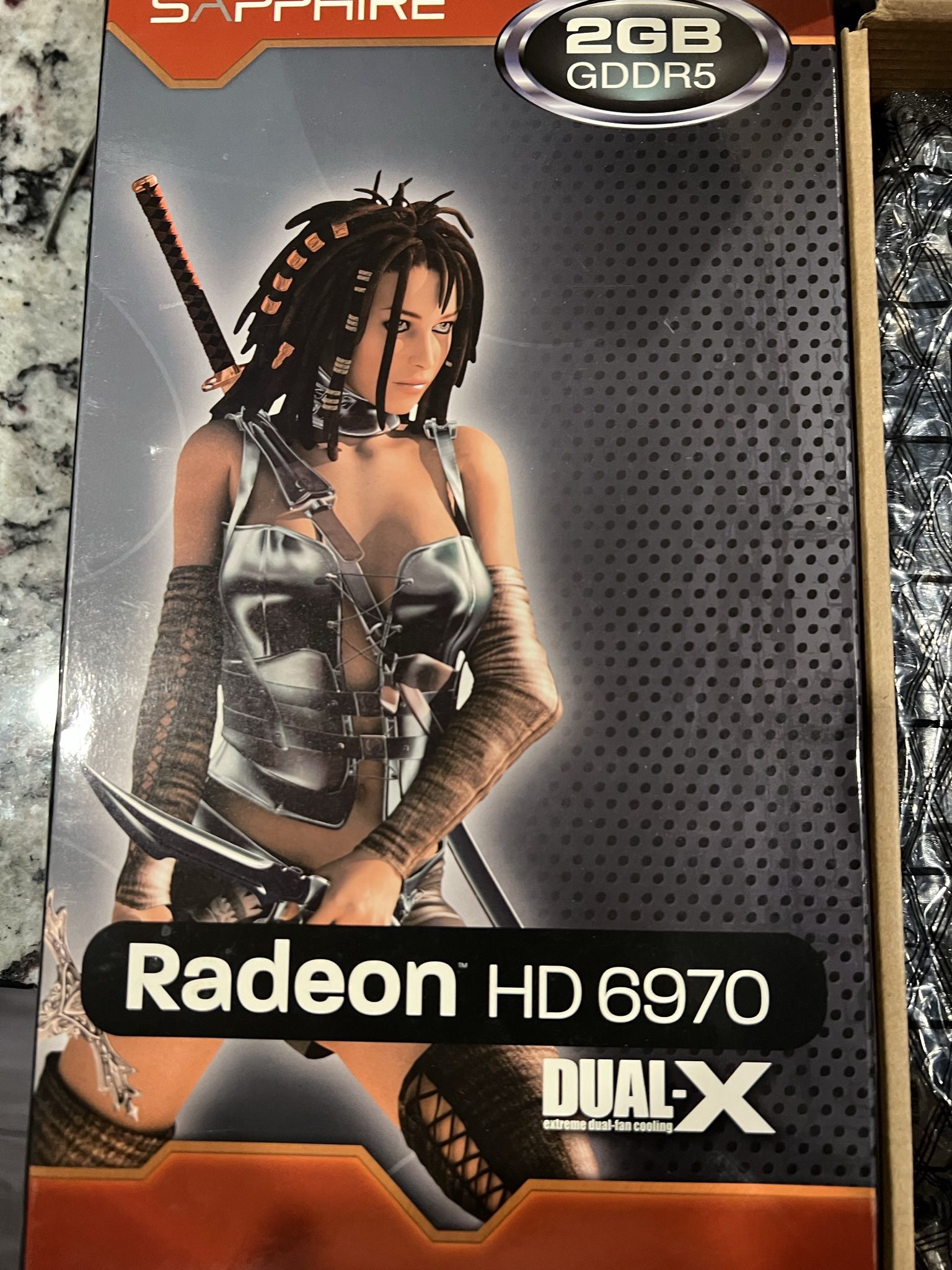 AMD RADEON HD 6070 Sapphire Graphics Card