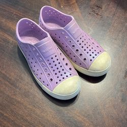 Girls Natives Size 12