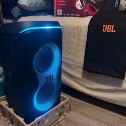 JBL ! PartyBox Club 120! Portable Bluetooth Party Speaker - Wireless Mic- Bass Boost- LED Light Show - Karaoke