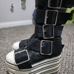Chuck Off Brand Platform Sneaker Boots